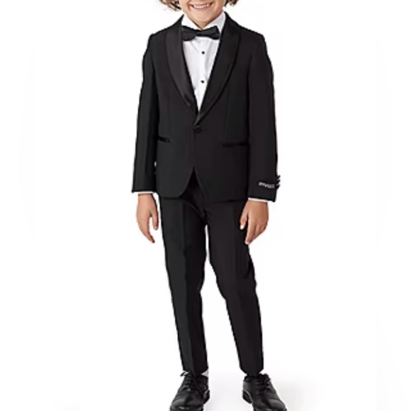 Boys Tuxedo Suit Black: Size 6/7, but Label Reads Size 8 - Picture 1 of 5